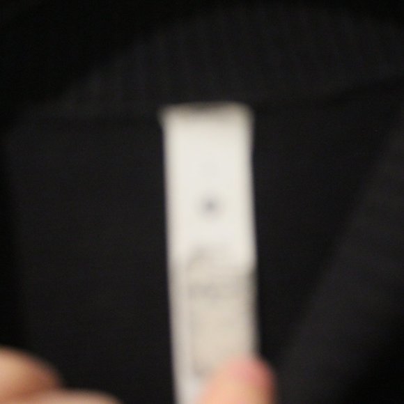Lululemon Black Sweater - Picture 4 of 4